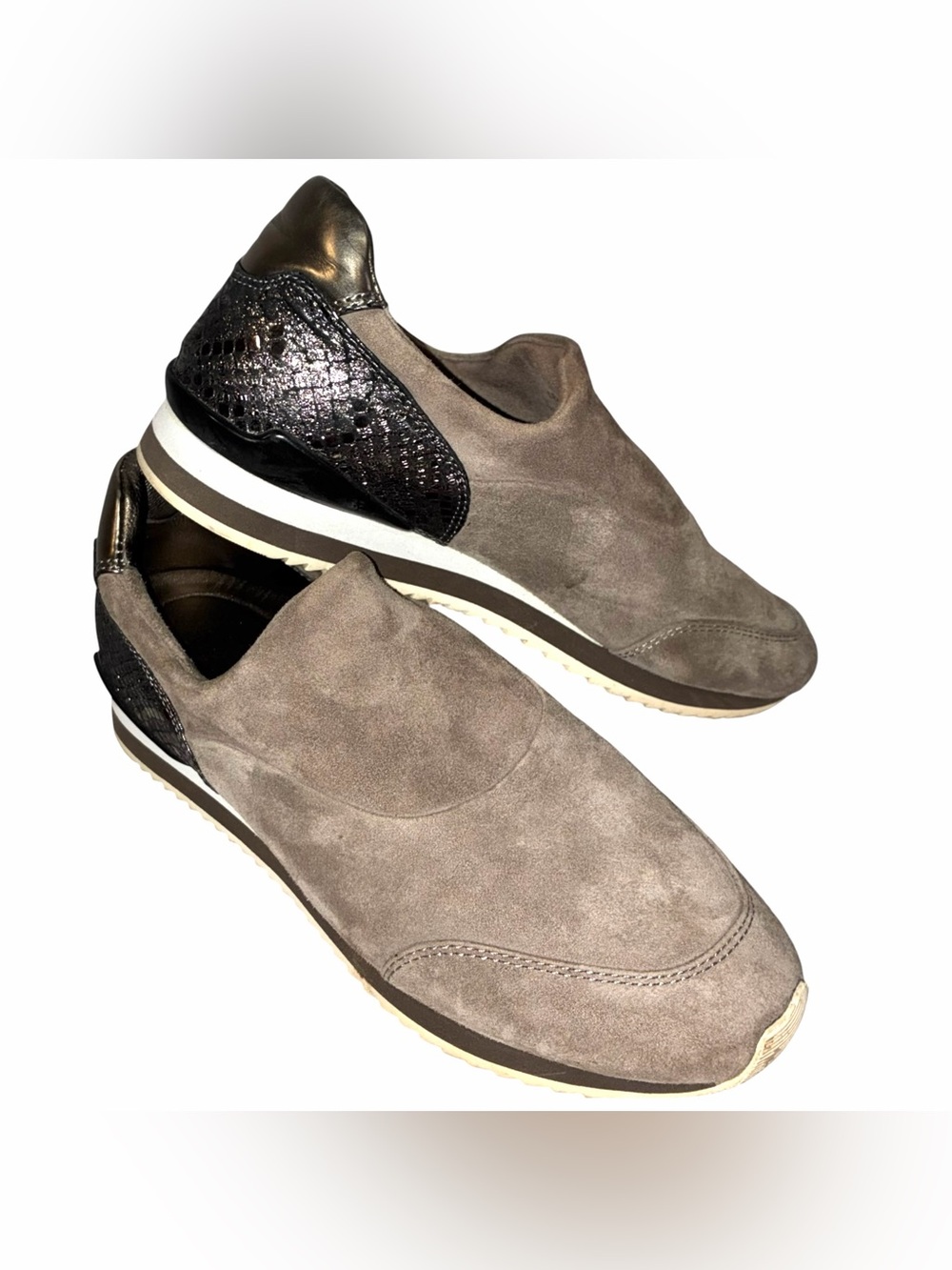 Women’s Johnston & Murphy Emery Dbl Gore Slip-On Suede Sneakers Gray Size 7.5